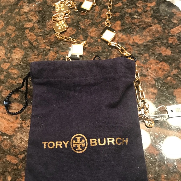 Tory Burch Necklace Retail $50 - Picture 5 of 5